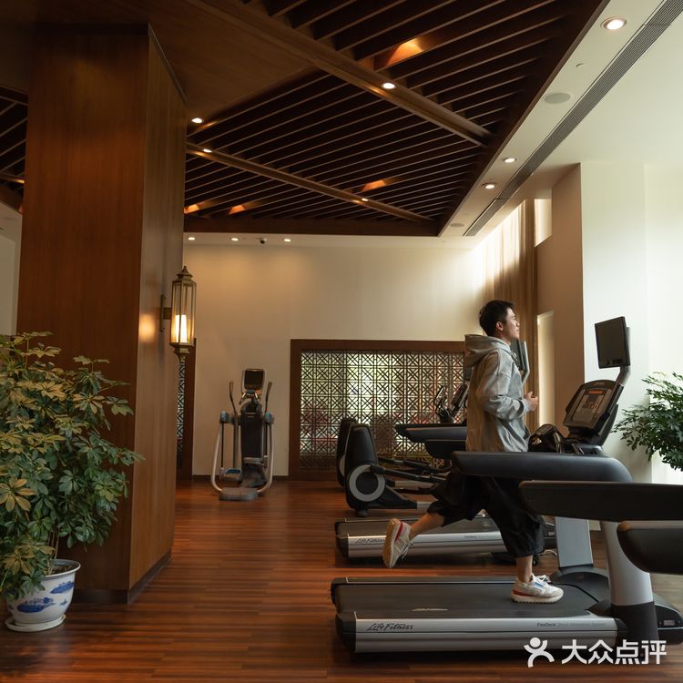 拉萨酒店推荐，布达拉宫绝佳观景位