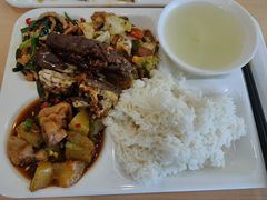 -成都锦泰一汽丰田4S店(龙泉驿区店)