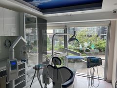 -精德口腔·种植修复·儿牙中心(财富中心店)