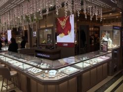 -六福珠寶(苏州人民商场店)