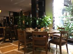 -彩蝶谷美食廊·粤式经典南番顺·铁板烧烤泰风味(广州长隆酒店)