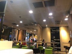大堂-麦当劳(番禺信联大厦店)