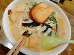 -荷园一餐厅