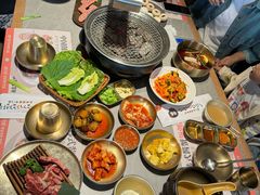 -草家酱蟹炭火烤肉店(珲春南路二店)