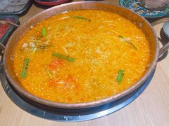 -洱火云南酸菜牛肉火锅(石景山当代商城店)