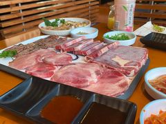 -拾勝牛·江景安格斯烧肉放题(江湾阳光天地店)