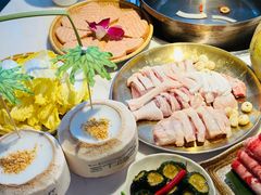 -三个椰子·现砍椰子鸡(金源CBD店)