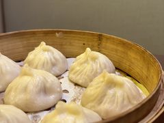 龙袍蟹黄汤包-鼎泰轩·包肆(青山万达广场店)