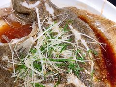 松鼠鲈鱼-渝半城经典川粤菜(重庆天地店)