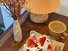 -C.Y Cafe