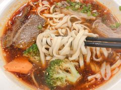 -康师傅私房牛肉面(马泉营奥莱店)