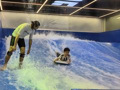 -INLANG饮浪室内冲浪(苏河湾万象天地店)