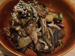 -九转小磨·非遗东北菜(万达广场店)