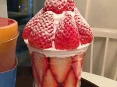 草莓杯-Cafe de Paris(林荫路店)
