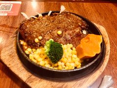 -玛格萝妮比萨屋(四平店)
