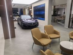 -上海宝宁宝马4S店