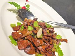 猪油渣牛肝菌-荣兴酒家(徐家汇店)