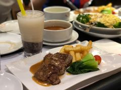 香嫩去骨牛仔扒-花园餐厅(亚士厘道店)