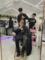 -小齐发型Star~salon