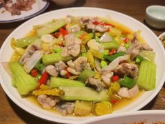 -二孃鸡爪爪(东风路总店)