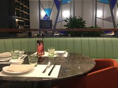 -港丽餐厅(高德置地店)