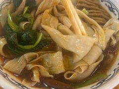 -皖佬板安徽牛肉板面(西站食宝街店)