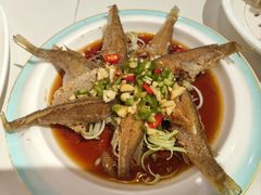 水芹小黄花鱼-松云居.大连人.大连菜