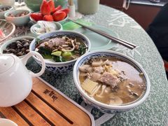 -湖畔居茶楼(湖滨店)