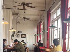 -雕刻时光咖啡馆(交大店)