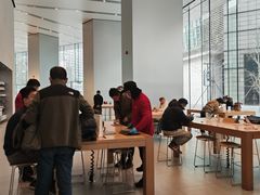 -Apple零售店(华贸购物中心店)
