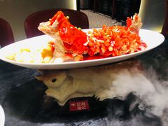 -吴越荣记苏州菜·松鼠桂鱼 100% 活鱼现做(月光码头店)
