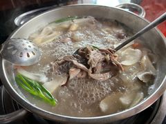 -老石黑山羊毛驴肉火锅(金凯广场店)