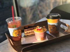 -KAKAO FRIENDS(弘大店)
