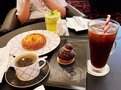 -Salon de The de Joel Robuchon(外滩18号店)