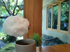 -Chom Cafe and Restaurant