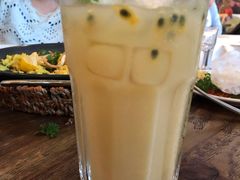 白桑格利亚冷泡茶-灵意咖啡·西班牙美食(汕头金平万达广场店)