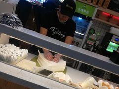 -两只老饕(银泰创意城店)