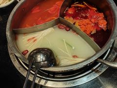 -周师兄大刀腰片火锅(洪崖洞旗舰店)