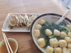 油面筋粉丝汤-小姜锅贴(凤凰街店)