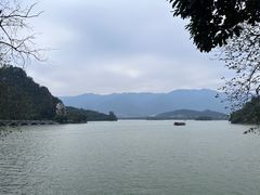 -星湖旅游景区七星岩