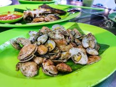 -明记烧鱼美味店