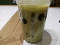 -每日新鲜水果吧(芮欧百货店)