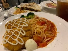 茄汁炸猪扒意粉-about(丹霞庄店)