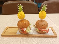 -佰搭果·广式茶餐厅(西华路店)