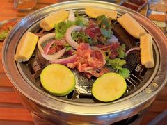 -叽叽扎扎烤肉场(生态城万达店)