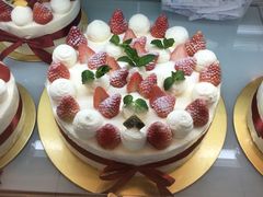 -花花卷卷·鲜食蛋糕(静安久光百货店)