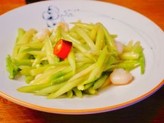 -爱啤精酿·民谣酒馆(滨江店)