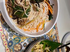 -云海肴·汽锅鸡·云南菜(天山百盛优客店)