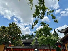 -龙华寺