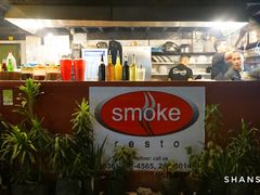 -Smoke resto